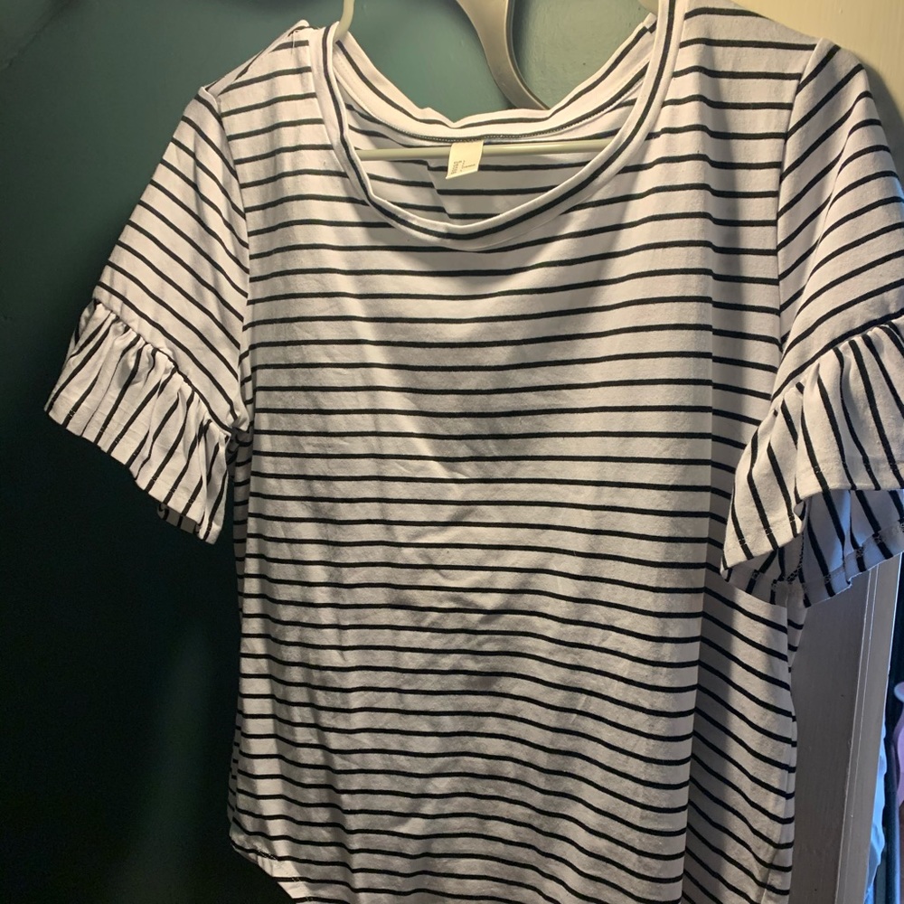 Tie front top